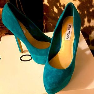 Teal Green platform 7 1/2 Steve Madden